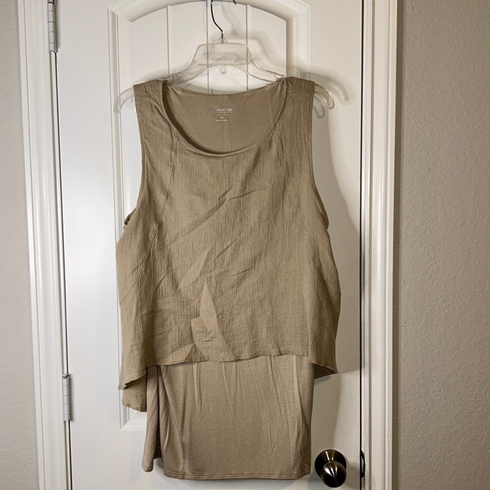 Calvin Klein Performance Top Women’s Athletic Wear